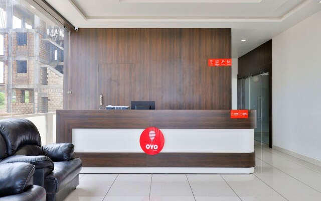 OYO 15914 Hotel Kruti
