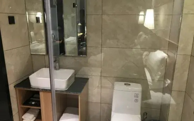Zhumadian Hawaii Hot Spring Bath Hotel