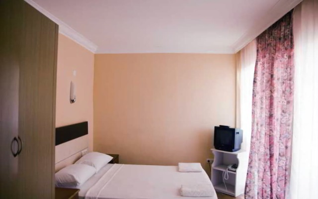 Mediterranean Garden Hotel