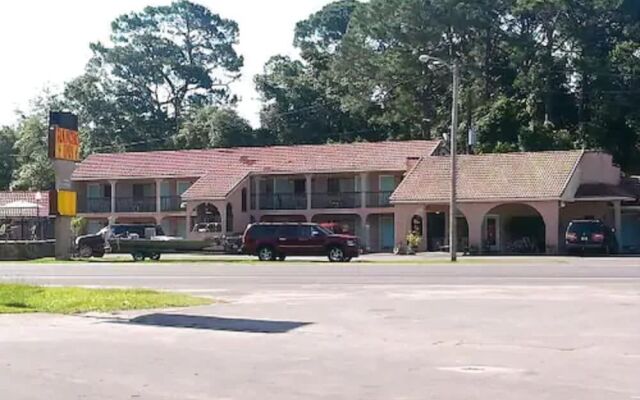 Apalachicola Bay Inn