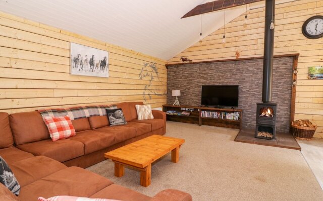 The Paddock, Llanbrynmair