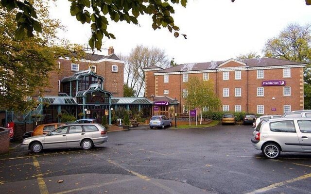 Premier Inn Stockport Central