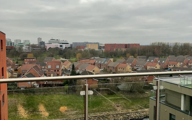 Stunning 2-bed Apartment in Salford