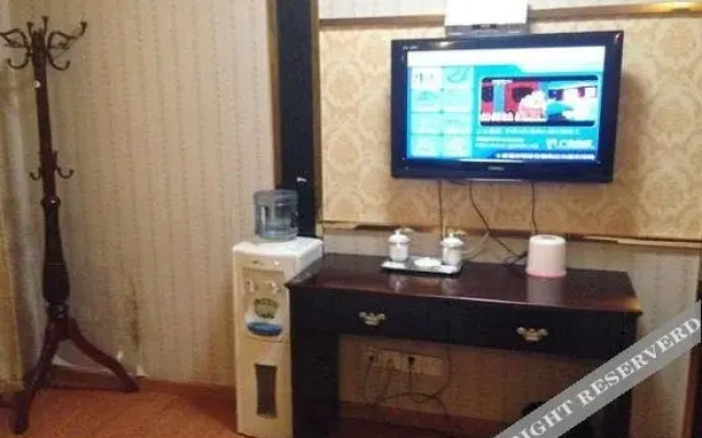 Guangzhou Ningtai Hotel (Ruyifang Metro Station Yongqingfang Branch)