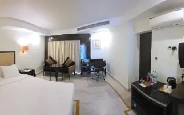 Royal Orchid Central Kireeti-HAMPI Hospet