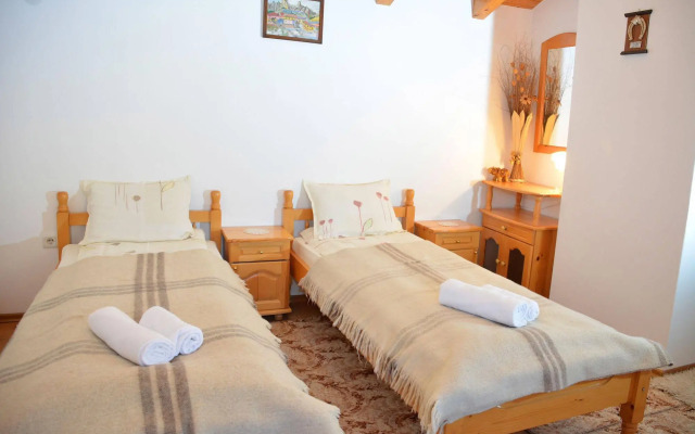 Trenchova Guest House