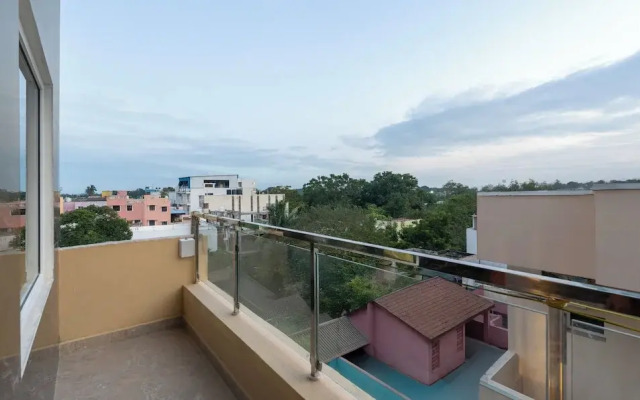 Treebo Royal Plaza,700 Mts From Promenade Beach
