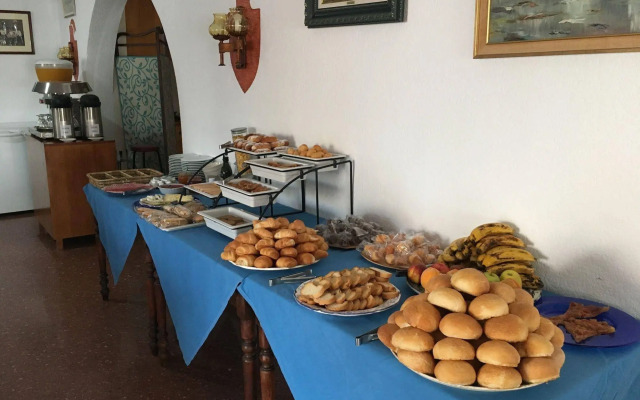 Hotel Blasón Junior