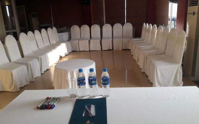 Danly Hotel