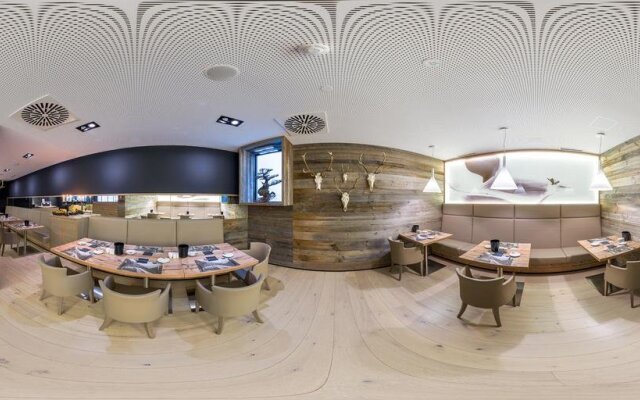 alpslodge LIFE.STYLE.HOTEL.FISS