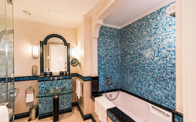 Al Habtoor Grand Resort, Autograph Collection(R)