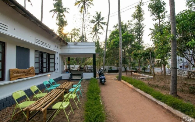 Piggy Hostel Varkala