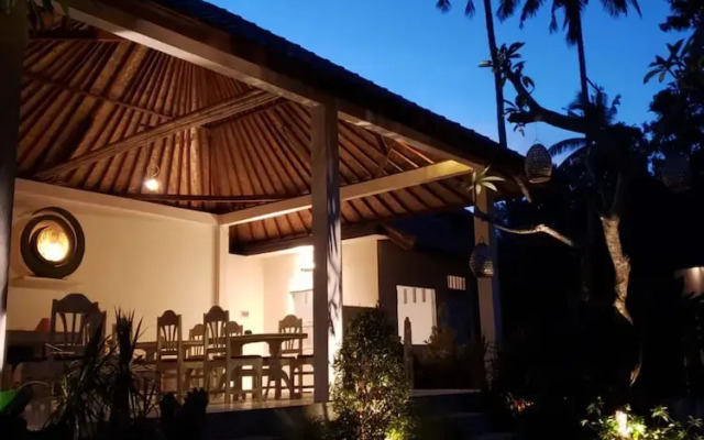 Utama Villas Beach Front Candidasa