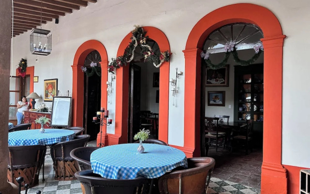 Mesón de Santa Elena Hotel Galeria