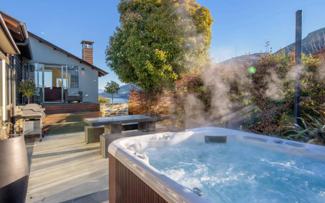 Stewart Lodge Luxury Spa