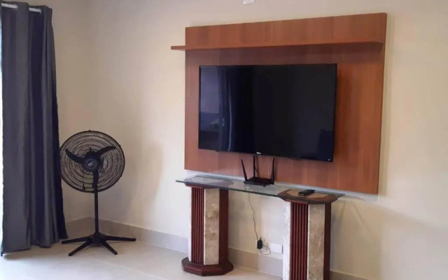 Apto.encantador 4 pessoas Praia das Toninhas Ubatuba