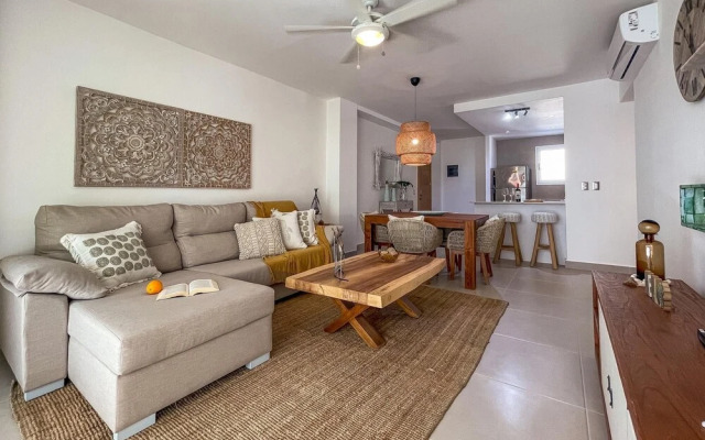 Beautiful Condo Just Steps Away From the Beach