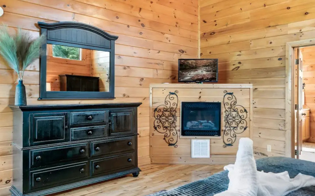 Timberwolf Vista w HotTub Pool View