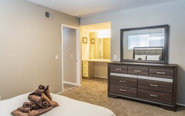Updated 2 Bedroom in San Jose