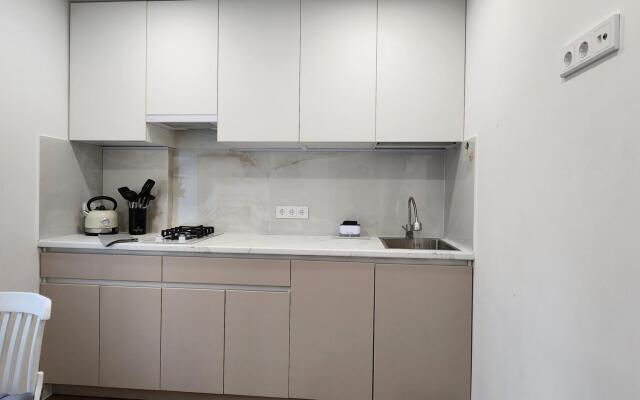 Comfort Apartment on Yelninskaya St., 15