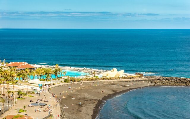 Ocean Vistas 24