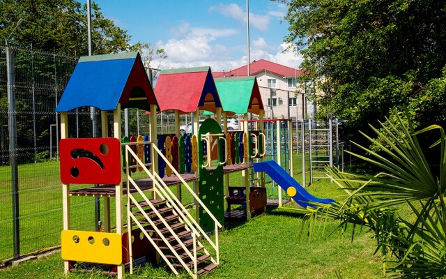 "Ателика Сокол" и Вилла "Дивный мир Сокол"