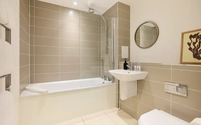 The River Lea Escape - Charming & Bright 2bdr Flat