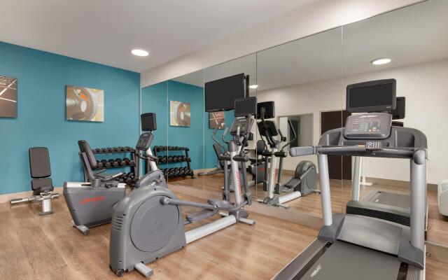 Holiday Inn Express Hotel & Suites Auburn - University Area by IHG