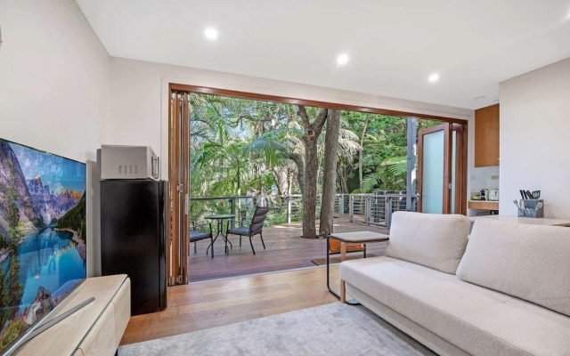 Metawisebnb Stylish Loft Studio With Garden in Seaforth