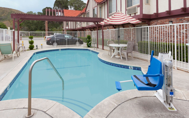 Super 8 by Wyndham Vallejo/Napa Valley