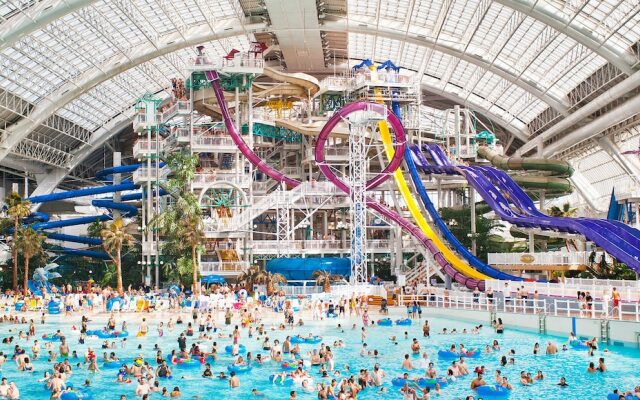 West Edmonton Mall Inn