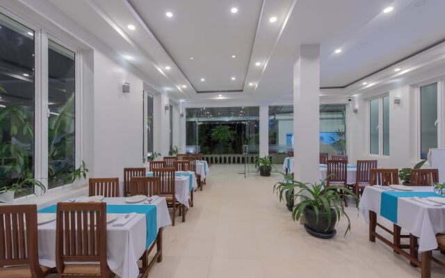 Golden Citadel Hotel