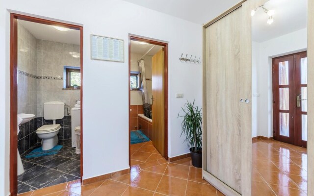 Stunning Apartment in Pula With 3 Bedrooms and Wifi