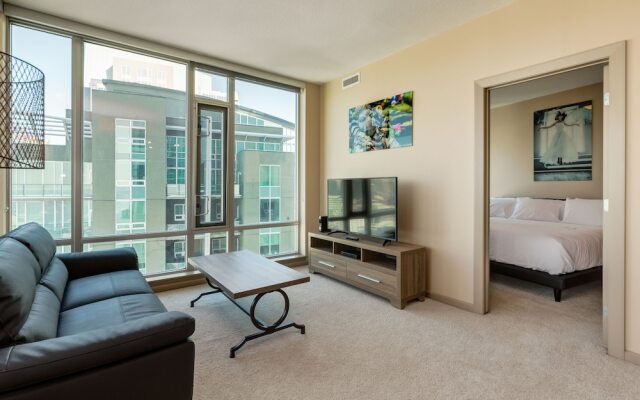 Vetro Apartments by Corporate Stays