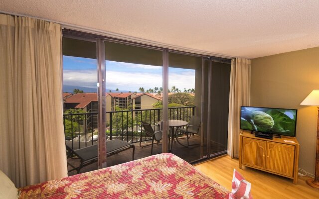 Kaanapali Shores Studio 642 Studio Bedroom Condo by RedAwning