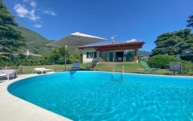 Paradiso-Boschetto Strand Bungalow mit Pool