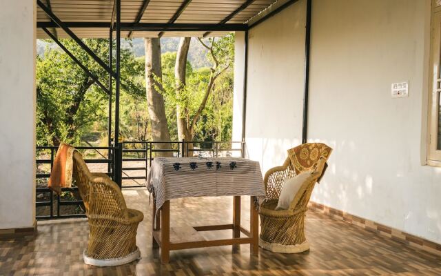 OYO 12394 Home Scenic 3BHK Khanyara Ground