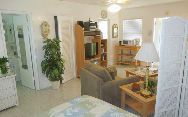 Bahama Beach Club Pompano