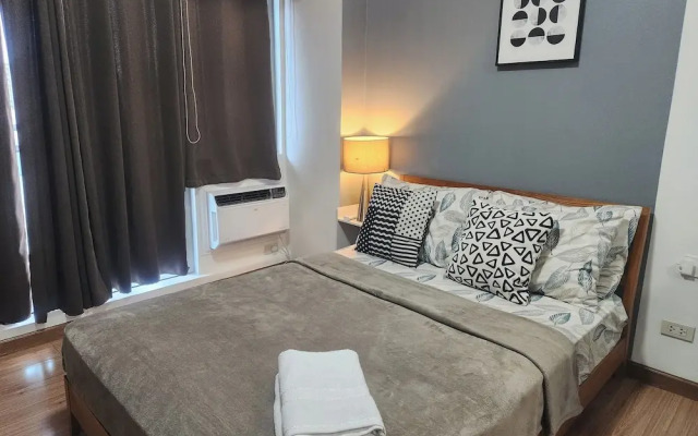 Azure Staycation Philippines by AMRS Near Manila International Airport