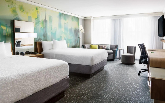Courtyard by Marriott Chicago Magnificent Mile