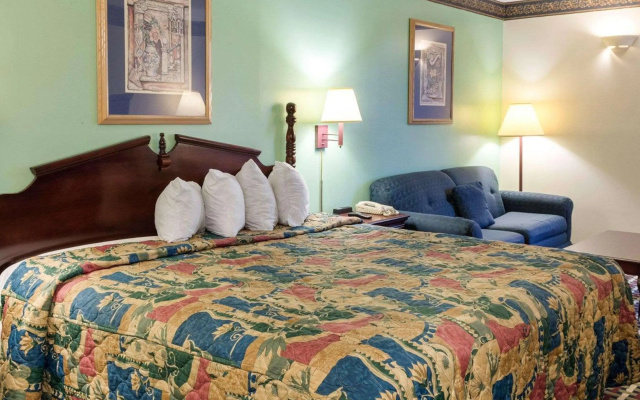 Econo Lodge Hopewell Near Fort Lee I-295