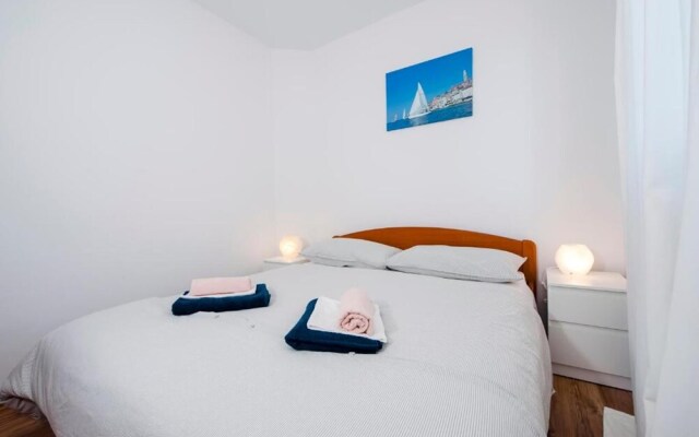 Apartment Thalassa