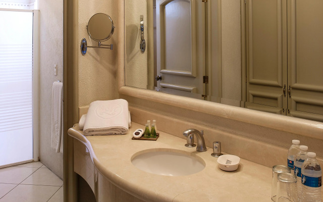 Hotel & Suites Quinta Magna