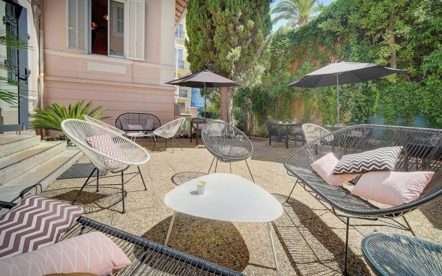 Villa Claudia Hotel