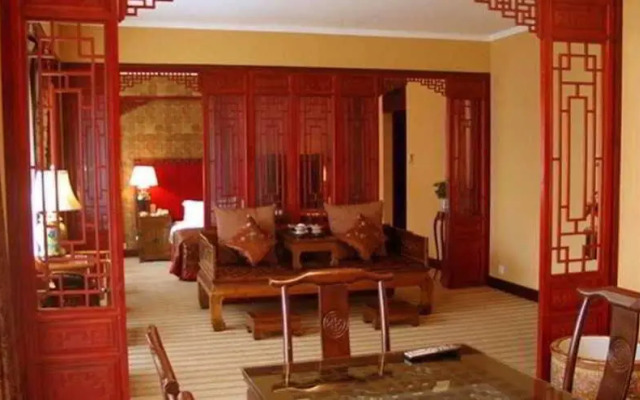 Le Garden Hotel