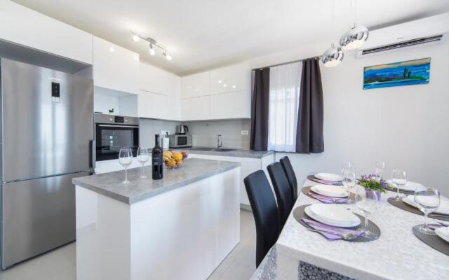 Apartments Deluxe Vučko