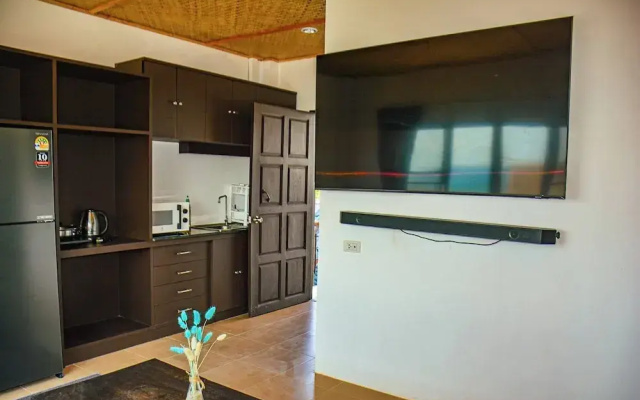 Modern Rustic Seaview 1 Bedroom Retreat With Free Coworking