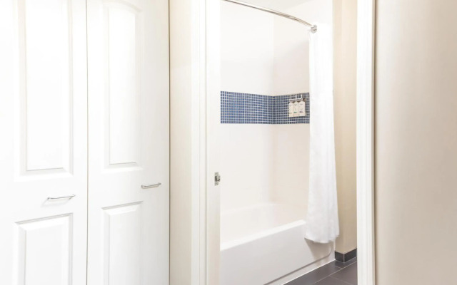 Staybridge Suites Denver-Central Park by IHG