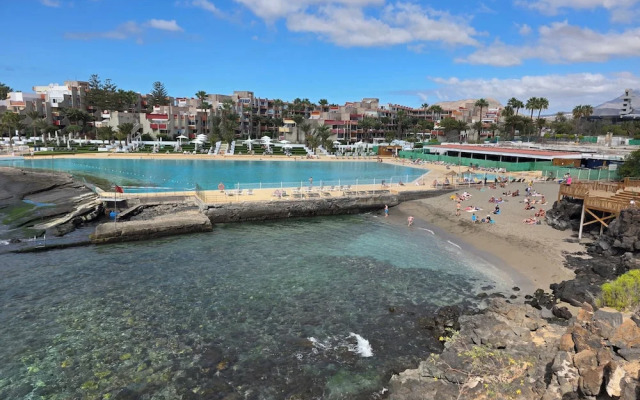 Arkadia 2 Guests - Pool - Balcony - Beach 12min