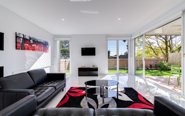 Broadwater Ave 1/19